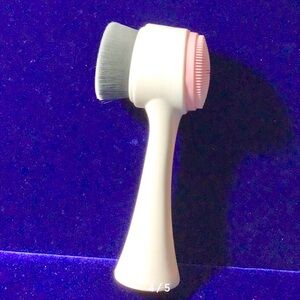 New 6 individually packed 2-sided manual face/ body exfoliating massagers